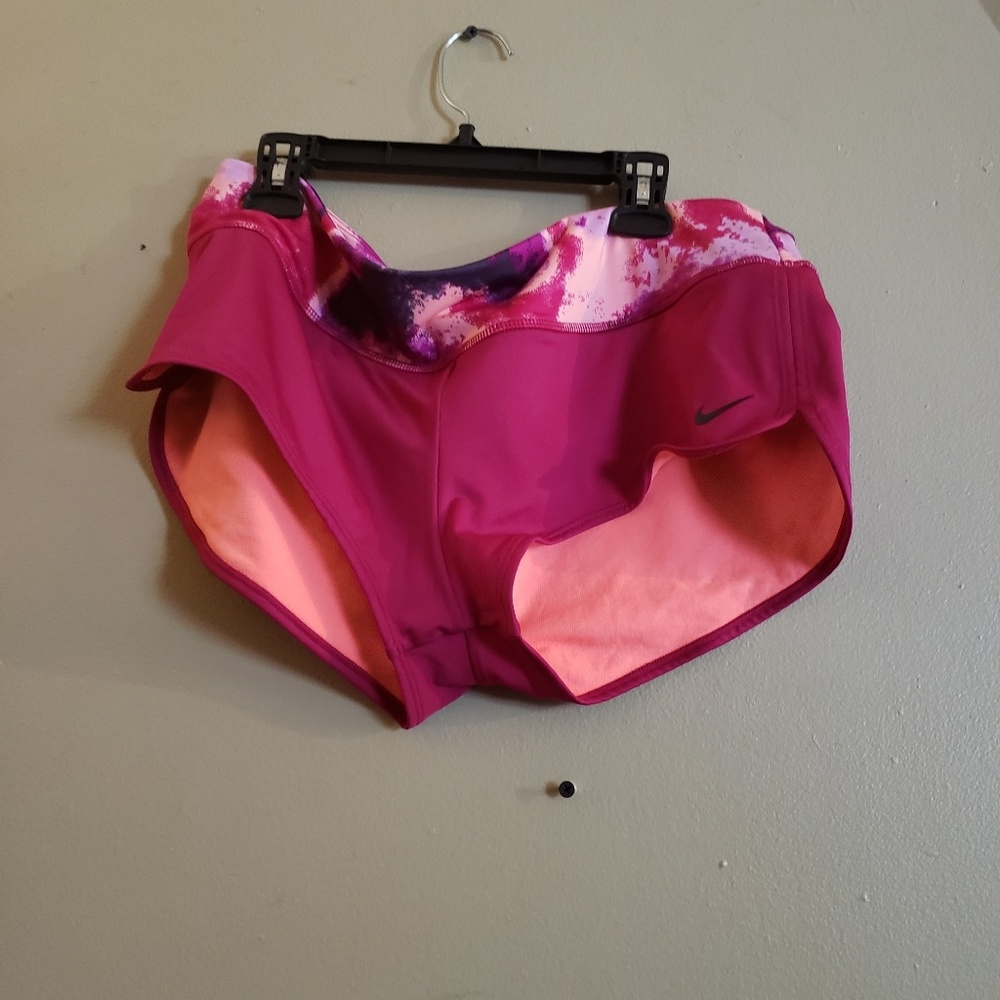 Nike running shorts women new without tags xl